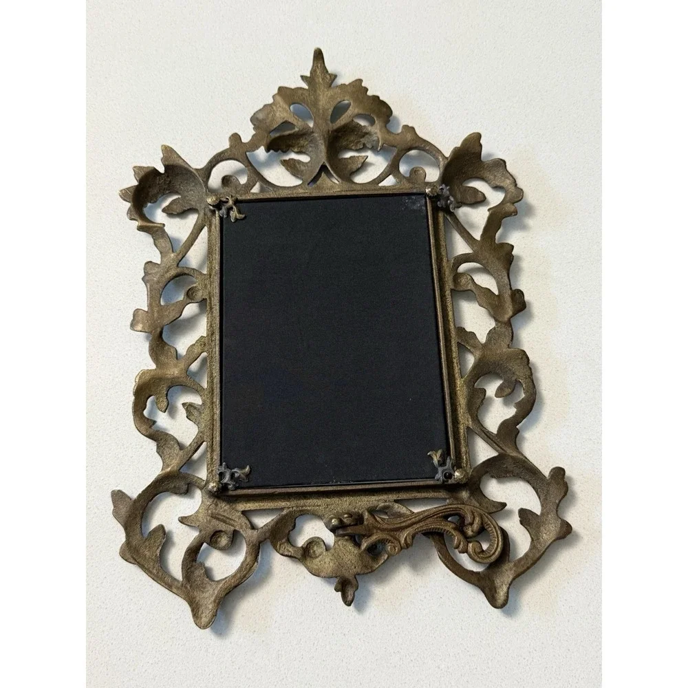 Antique Victorian Ornate Tabletop Easel Picture Frame Cast Brass Metal 4 X 6‎